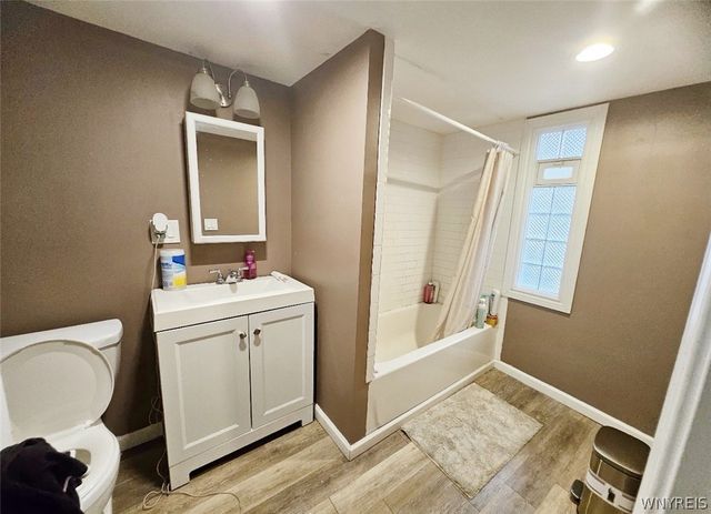 25 Alpine Place, Cheektowaga, NY 14225
