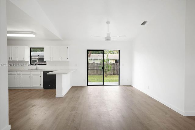 6043 Felter Street, Jupiter, FL 33458
