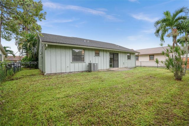 6043 Felter Street, Jupiter, FL 33458