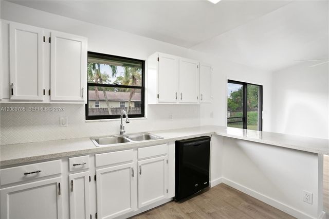 6043 Felter Street, Jupiter, FL 33458