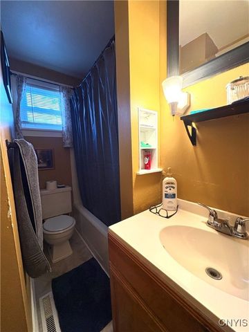 164 Franklin Street, Auburn, NY 13021