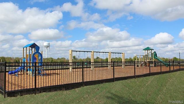 5308 Pike Loop, Pike Road, AL 36064