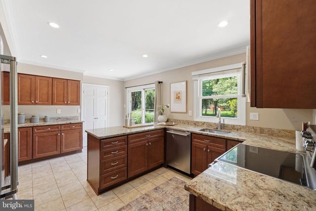 14005 BETHPAGE LN, Silver Spring, MD 20906