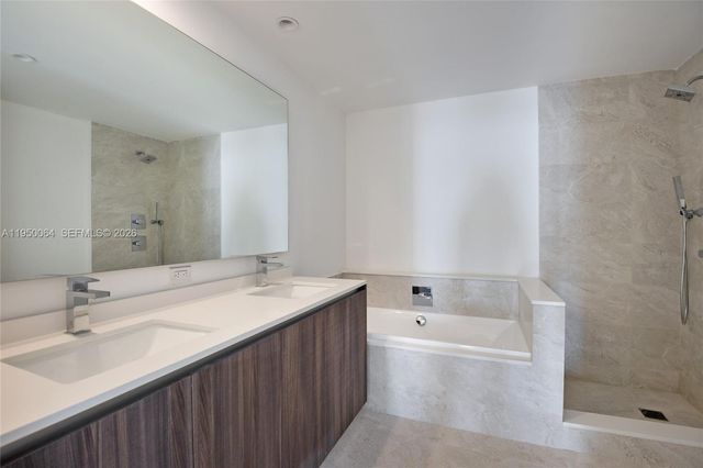 488 NE 18th St 4412, Miami, FL 33132