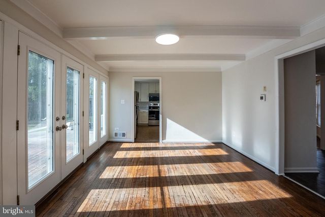 8209 MOCKINGBIRD DR, Annandale, VA 22003