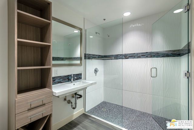 111 N Palm Canyon Drive 201, Palm Springs, CA 92262