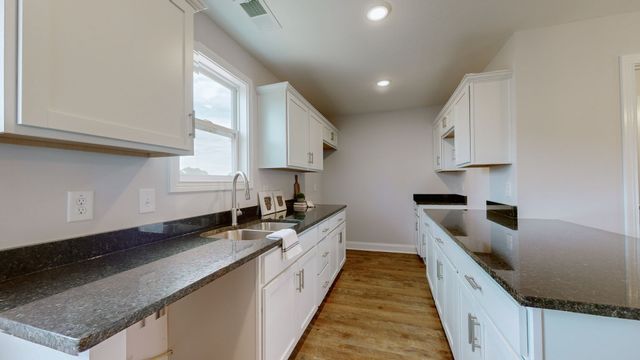 919 Martin St Building B, Clarksville, TN 37040