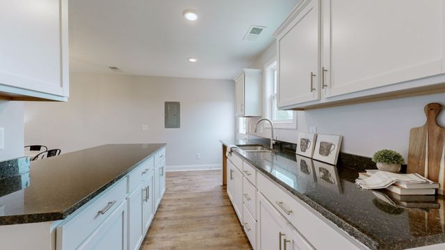 919 Martin St Building B, Clarksville, TN 37040