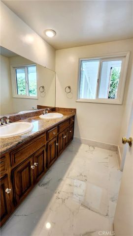 6327 Sattes Drive, Rancho Palos Verdes, CA 90275