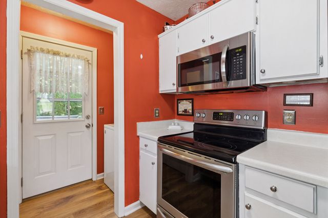 133 Brookside Pt, Springfield, TN 37172