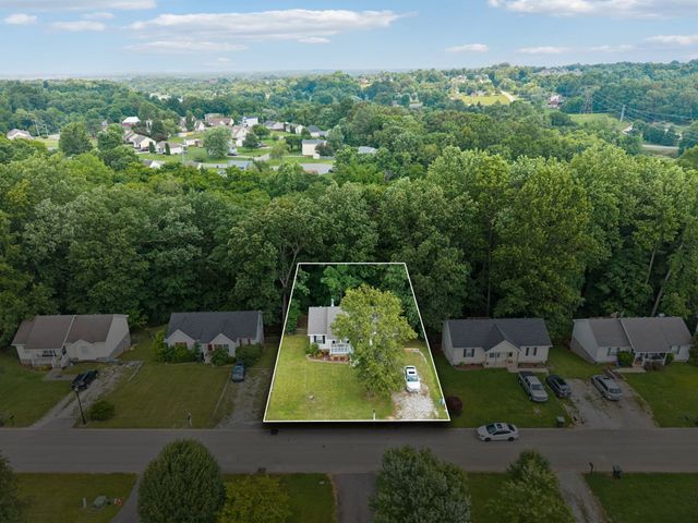 133 Brookside Pt, Springfield, TN 37172