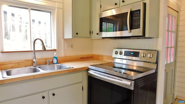 1718 MARKET ST, Charlottesville, VA 22902