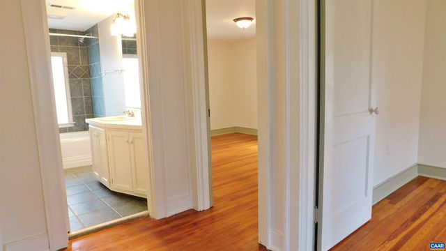 1718 MARKET ST, Charlottesville, VA 22902
