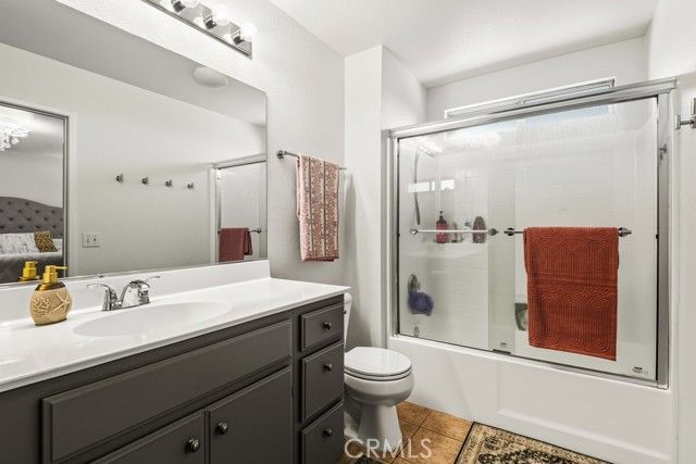 12050 Goldoak Court, Victorville, CA 92392