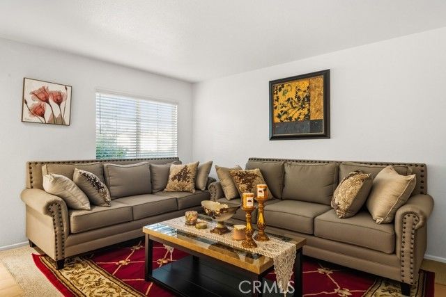 12050 Goldoak Court, Victorville, CA 92392