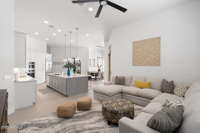 21355 N 77TH Place, Scottsdale, AZ 85255