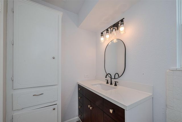 7926 Jonquil Drive, Texas City, TX 77591