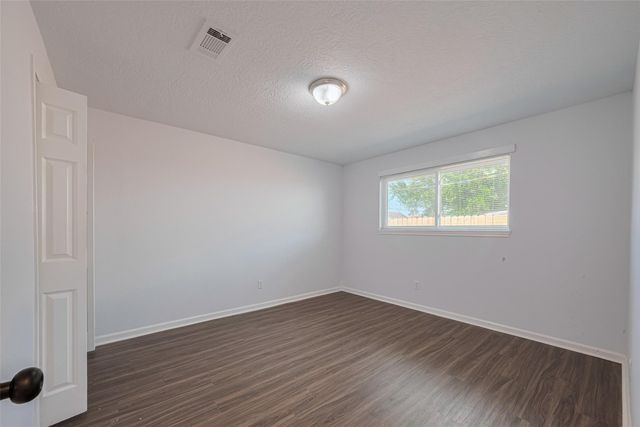 7926 Jonquil Drive, Texas City, TX 77591