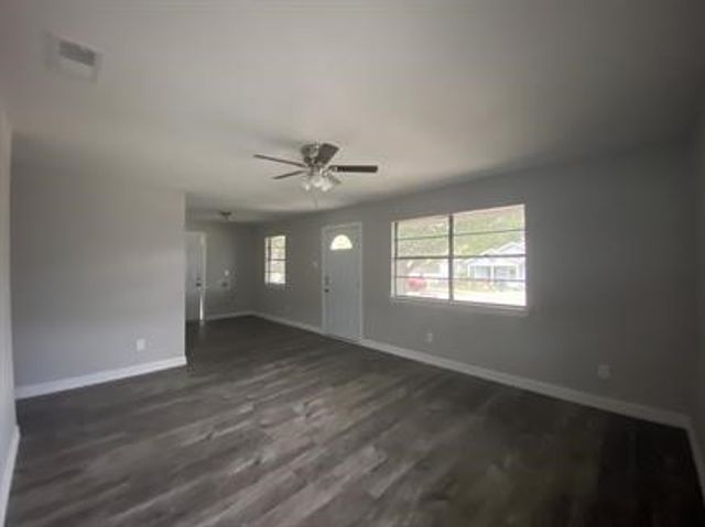 1124 F Avenue, Plano, TX 75074