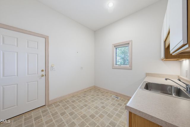 1113 Falling Stream, Sanford, NC 27332