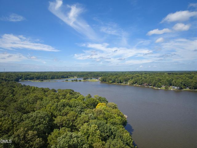1113 Falling Stream, Sanford, NC 27332