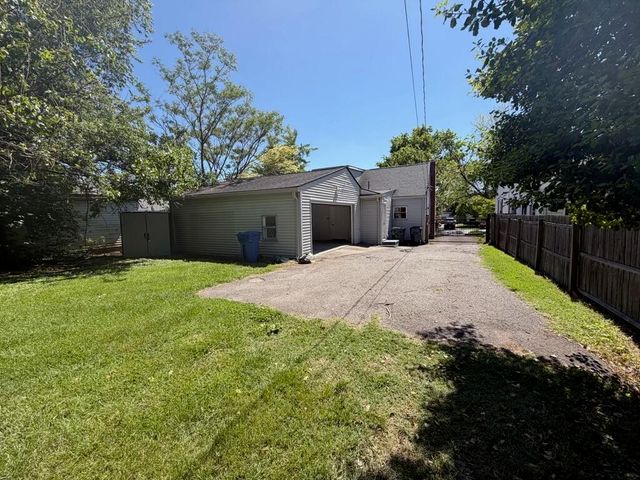 1657 Liberty Road, Lexington, KY 40505