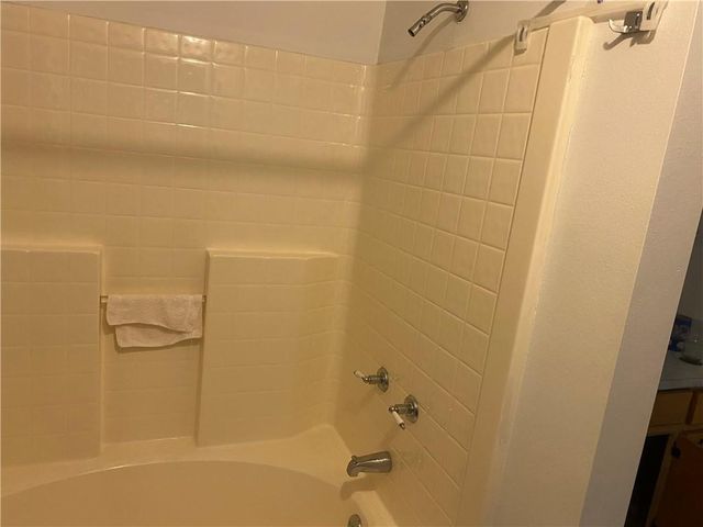 32 Oak Avenue, Satsuma, AL 36572