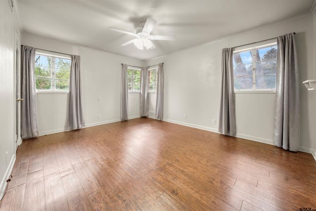 2521 Pounds, Tyler, TX 75702