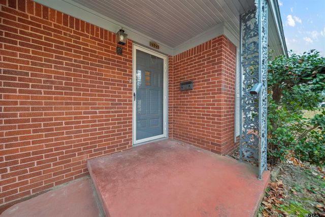 2521 Pounds, Tyler, TX 75702