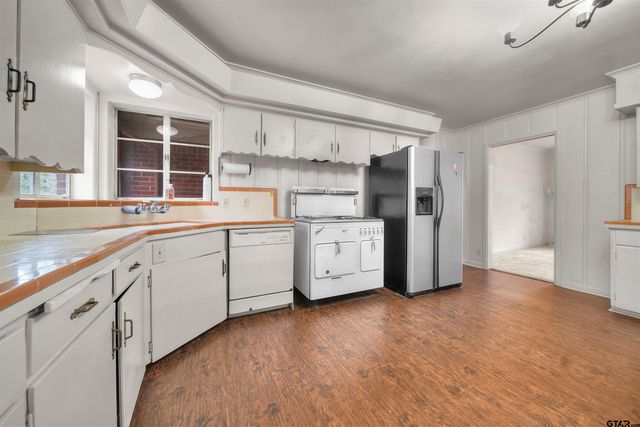 2521 Pounds, Tyler, TX 75702