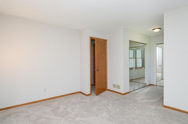 9860 Palm Street NW, Coon Rapids, MN 55433