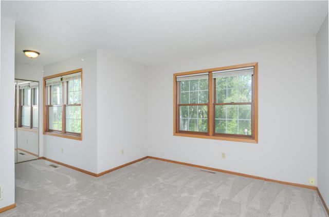 9860 Palm Street NW, Coon Rapids, MN 55433