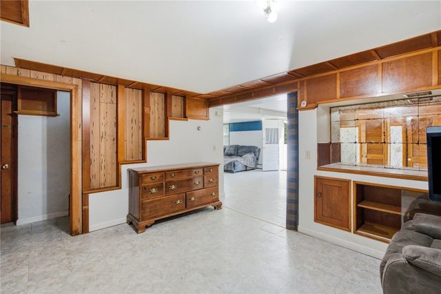 1281 Douglas Avenue, North Providence, RI 02904