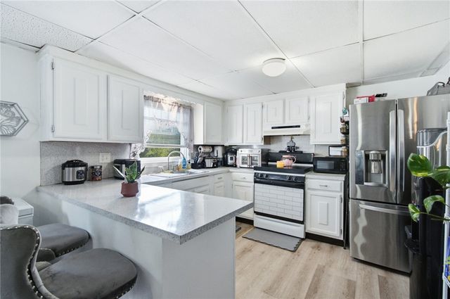 1281 Douglas Avenue, North Providence, RI 02904