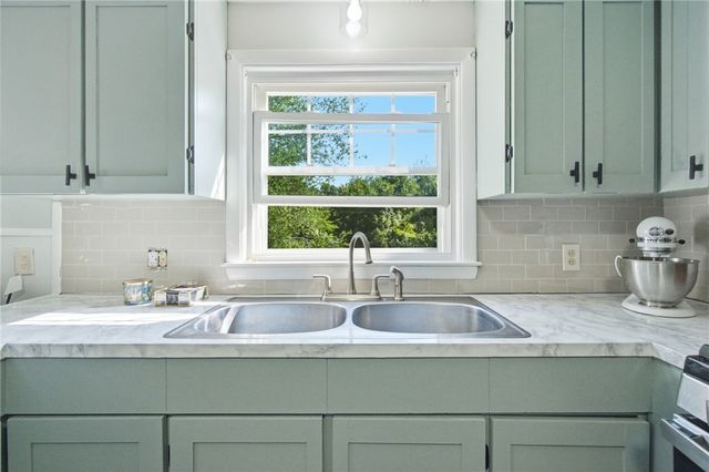 1281 Douglas Avenue, North Providence, RI 02904