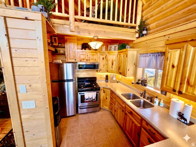 1741 S RED CANYON DR, Parowan, UT 84761