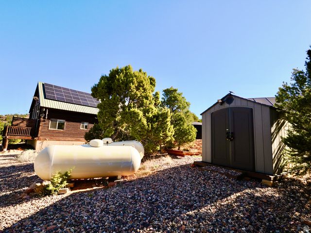 1741 S RED CANYON DR, Parowan, UT 84761