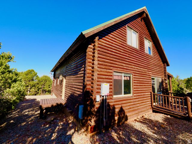 1741 S RED CANYON DR, Parowan, UT 84761