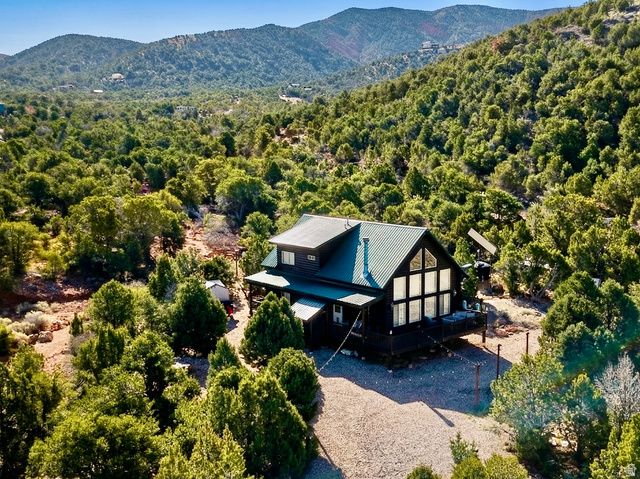 1741 S RED CANYON DR, Parowan, UT 84761