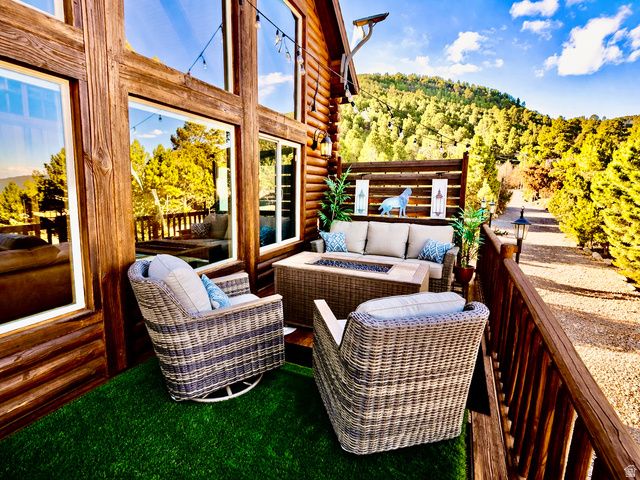 1741 S RED CANYON DR, Parowan, UT 84761