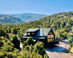 1741 S RED CANYON DR, Parowan, UT 84761