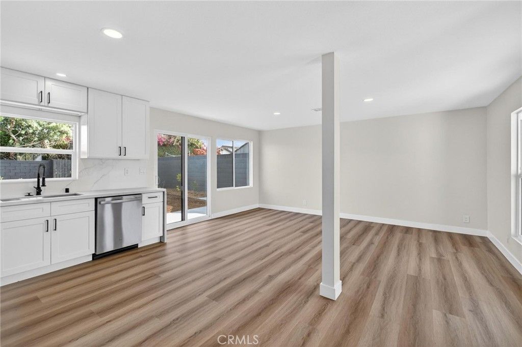 Image 12 of property listing at 173 W 232nd Pl, Carson, CA 90745
