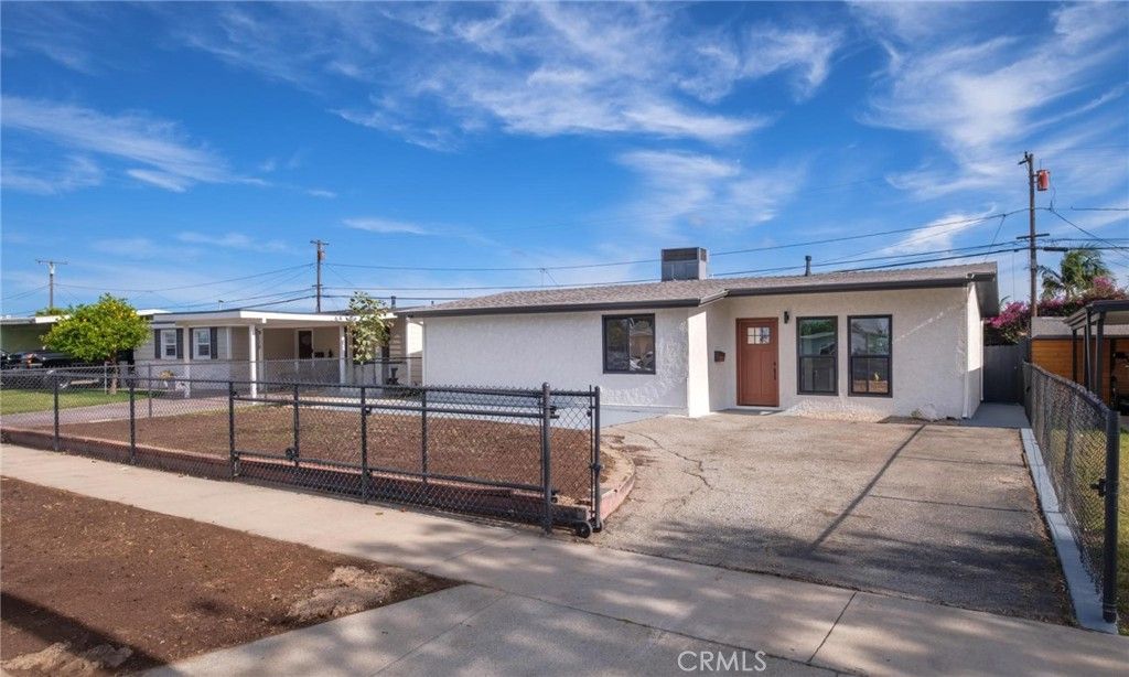 Image 2 of property listing at 173 W 232nd Pl, Carson, CA 90745
