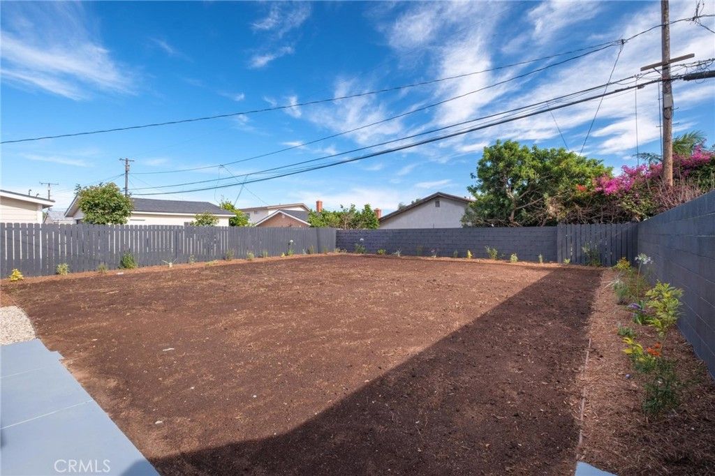 Image 23 of property listing at 173 W 232nd Pl, Carson, CA 90745