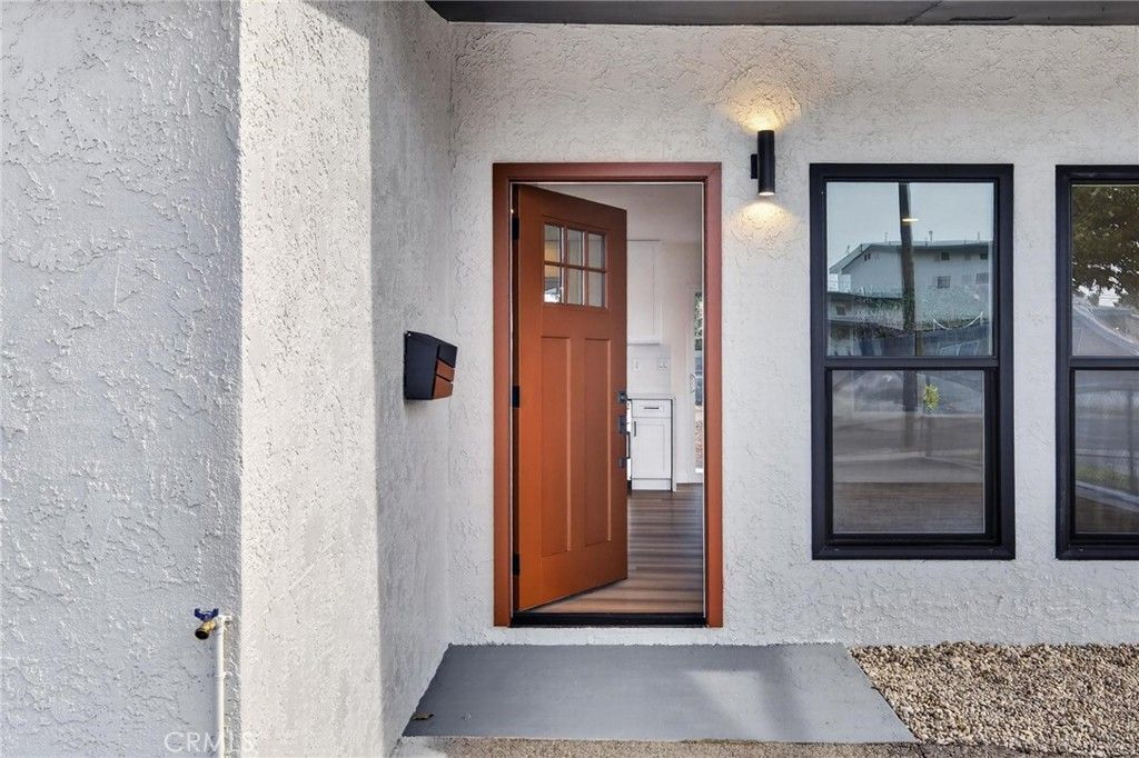 Image 5 of property listing at 173 W 232nd Pl, Carson, CA 90745