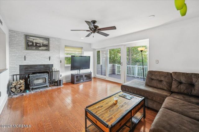 148 Navesink Avenue 1, Highlands, NJ 07732