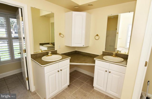 813 CHELSEA DR, Winchester, VA 22601