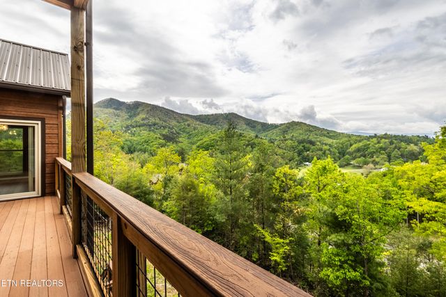 4228 Wears Valley Rd UNIT 92, Sevierville, TN 37862