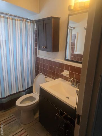 20212 Sunnyside, Saint Clair Shores, MI 48080