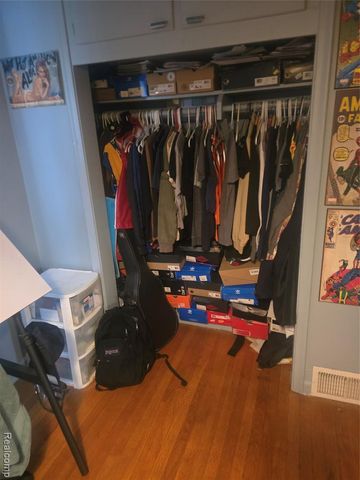 20212 Sunnyside, Saint Clair Shores, MI 48080